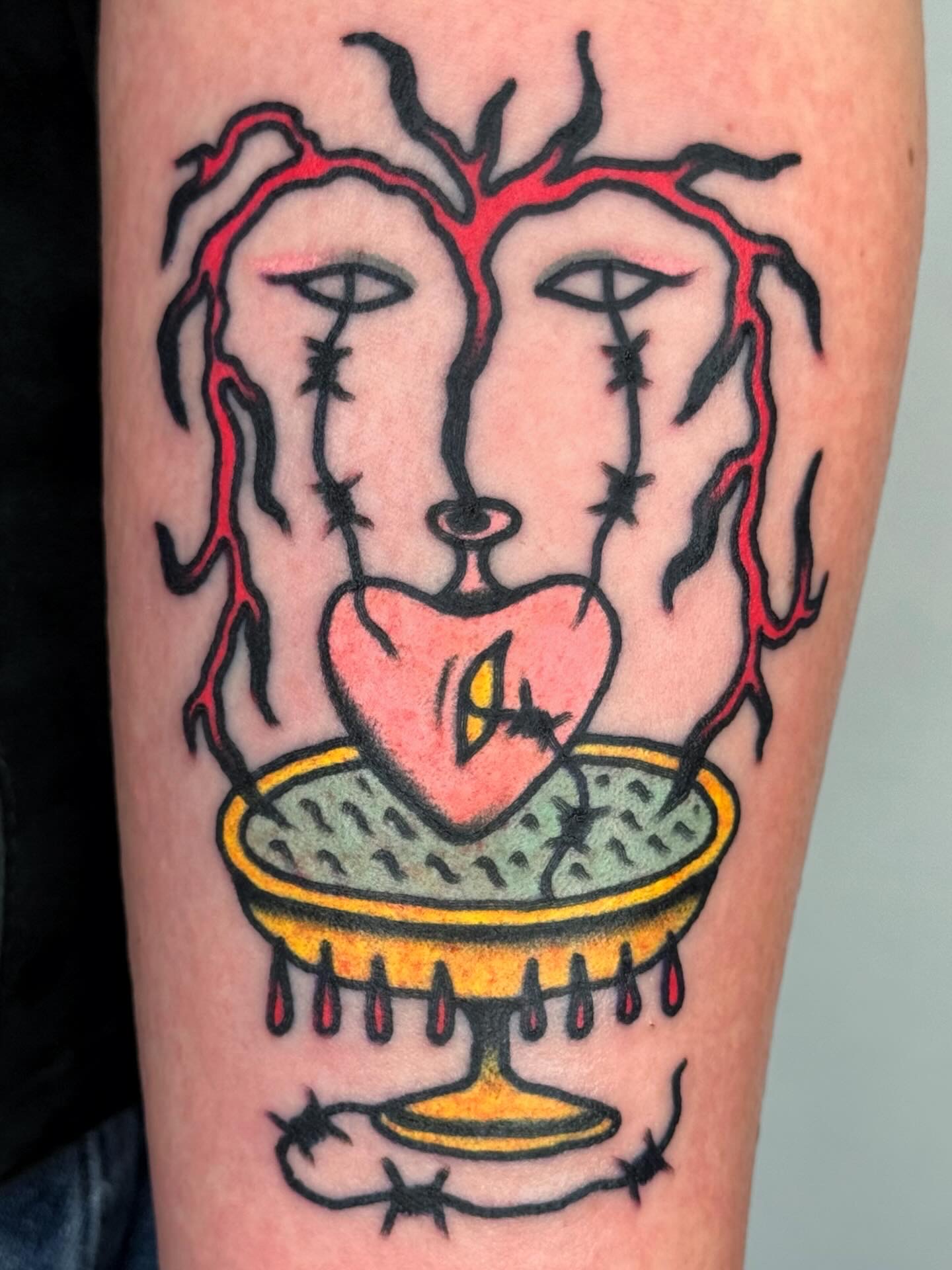 Chute de string - La Boucherie Moderne - Bruxelles Tattoo