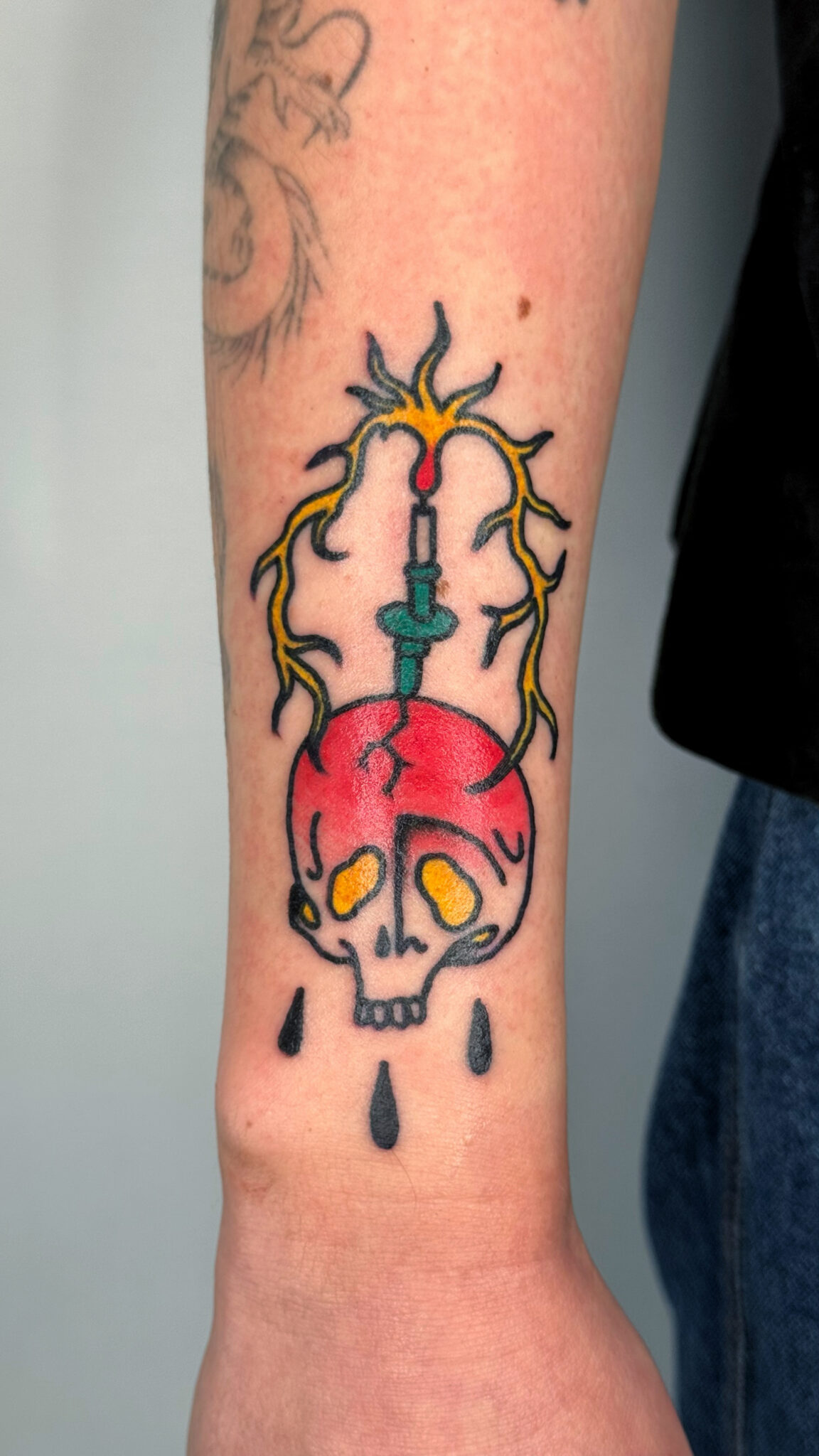 Chute de string - La Boucherie Moderne - Bruxelles Tattoo